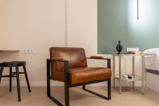 Estudio en Valencia - Pintor Nicolau A - Estudio Chic