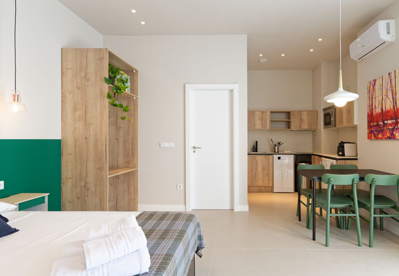 Estudio en Valencia - Colomer B - Estudio chic en Jesus Estudio en Valencia - Colomer B - Estudio chic en Jesus