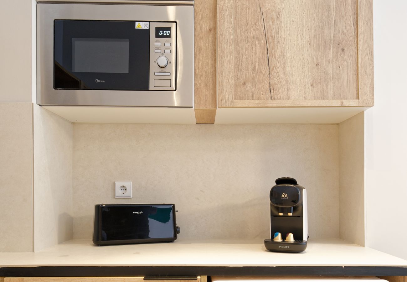 Estudio en Valencia - Colomer B - Estudio chic en Jesus Estudio en Valencia - Colomer B - Estudio chic en Jesus