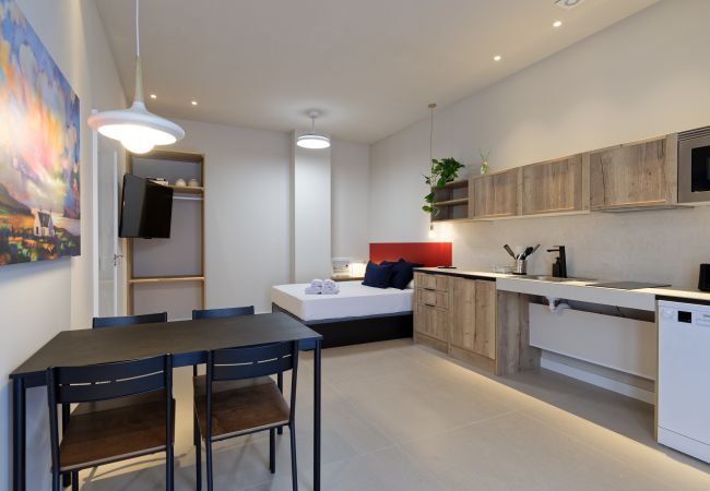 Estudio en Valencia - Colomer C - Estudio chic en Jesus  Estudio en Valencia - Colomer C - Estudio chic en Jesus