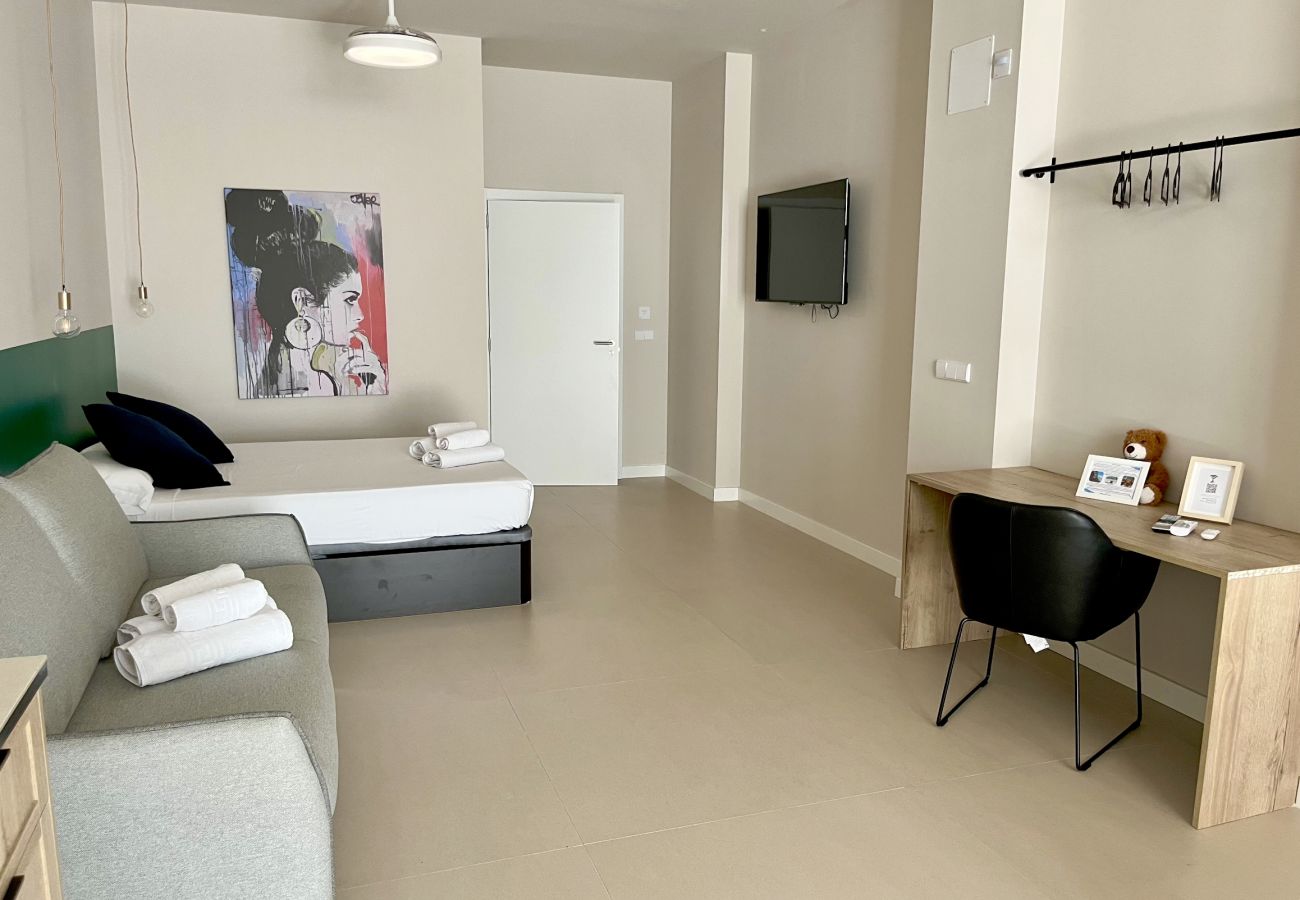 Estudio en Valencia - Colomer A - Estudio chic en Jesus Estudio en Valencia - Colomer A - Estudio chic en Jesus