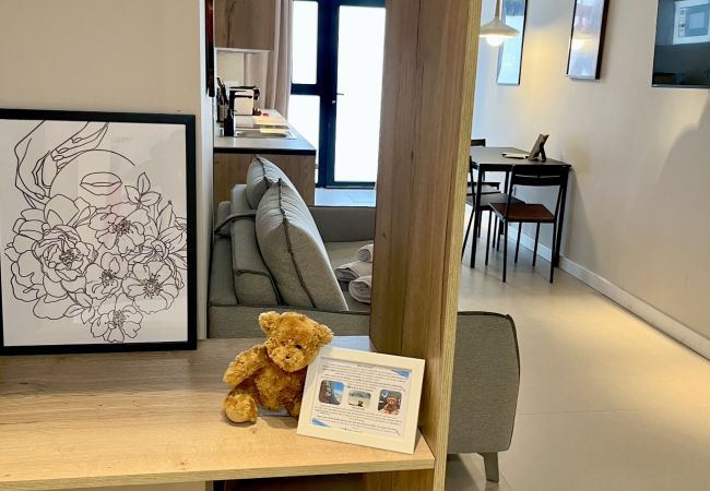 Estudio en Valencia - Colomer F - Estudio chic en Jesus Estudio en Valencia - Colomer F - Estudio chic en Jesus