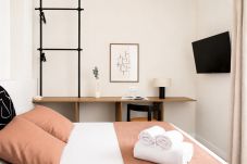 Estudio en Valencia - Casa Poeta 112 03