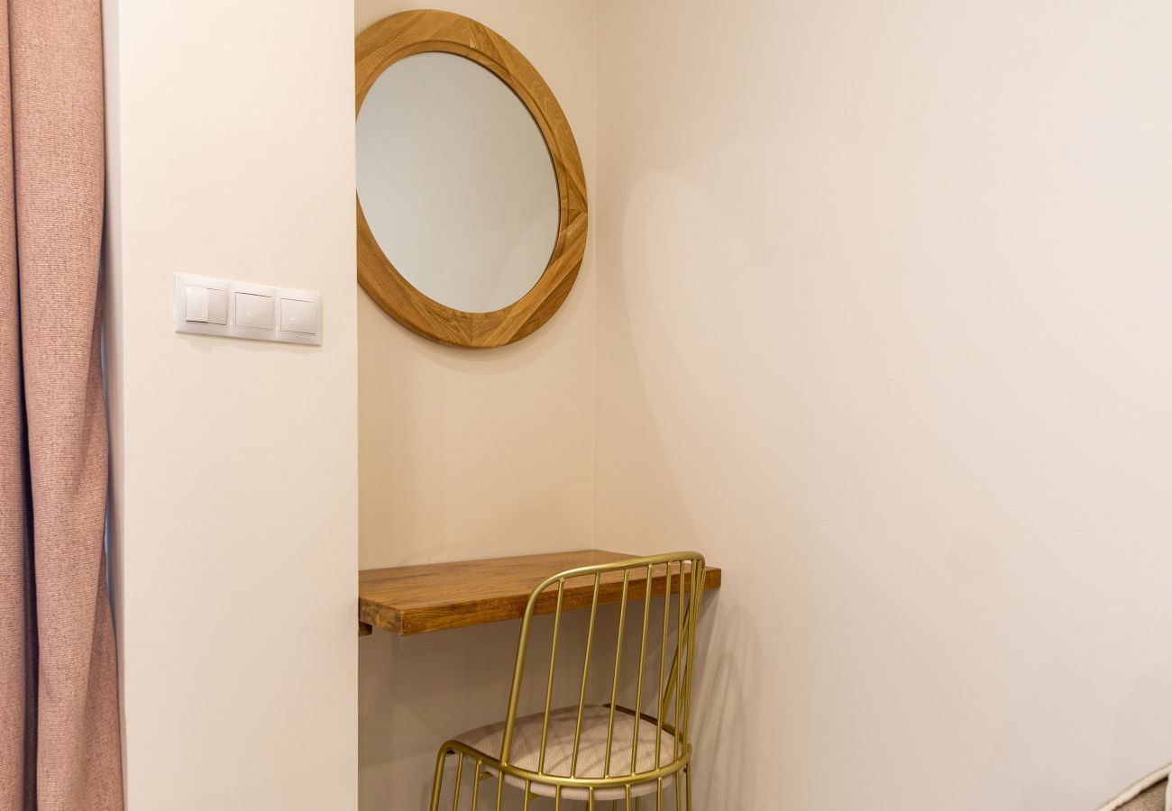 Studio in Valencia - l'Explorador Andrés D - Estudio con encanto por 4 Studio in Valencia - l'Explorador Andrés D - Estudio con encanto por 4