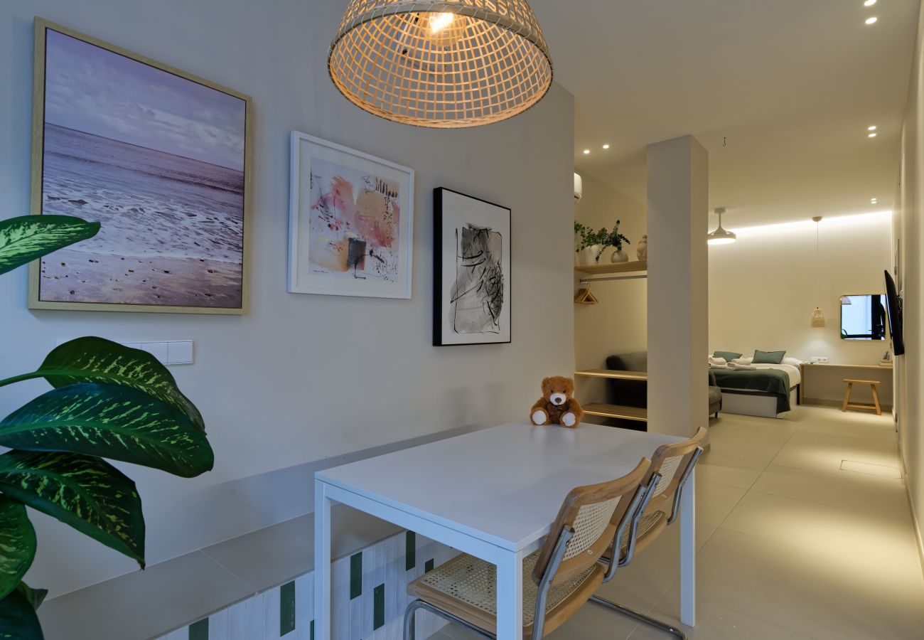 Studio in Valencia - Esteban Ballester B - Estudio acogedor