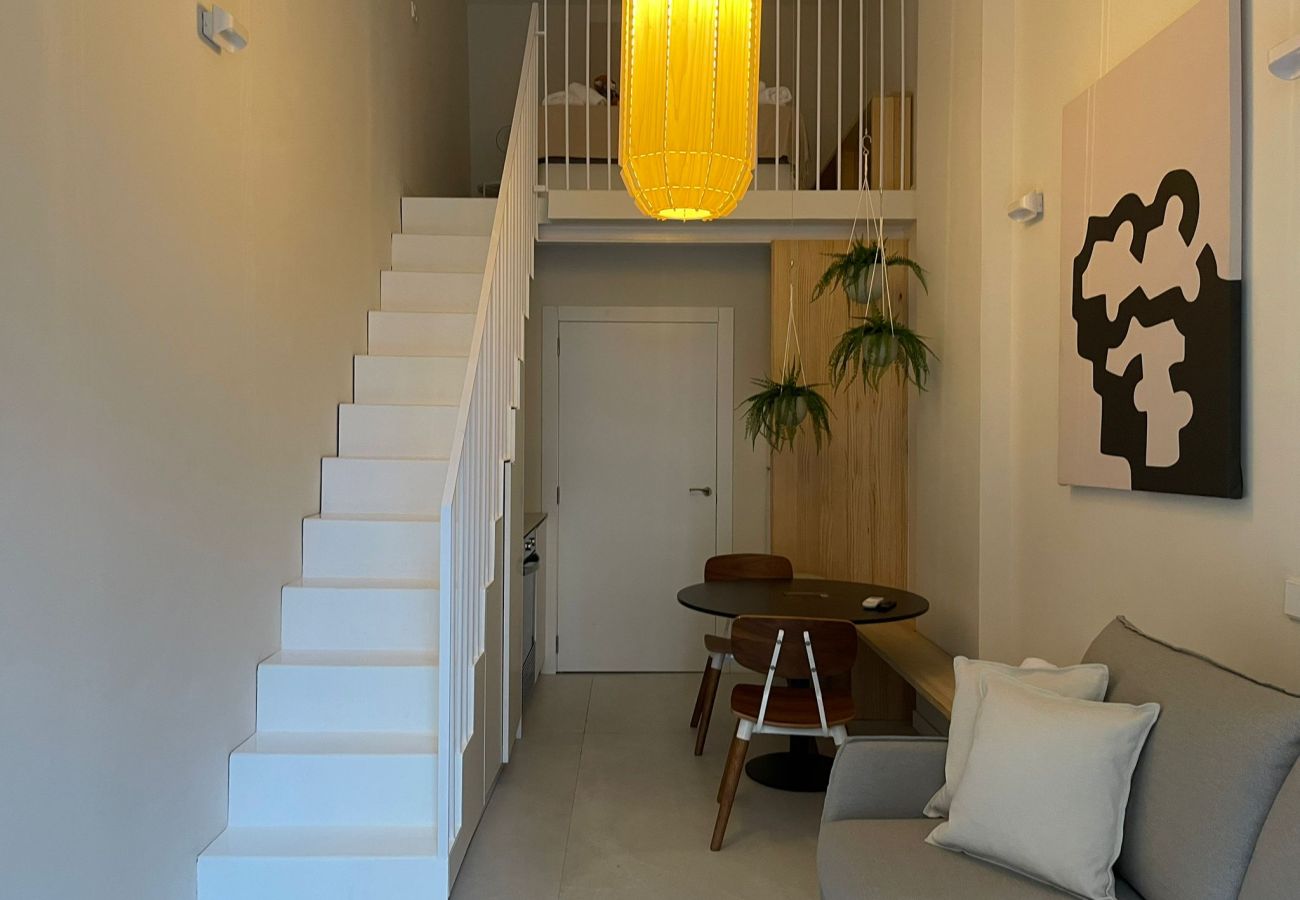 Studio in Valencia / València - Durán A - Loft refugio