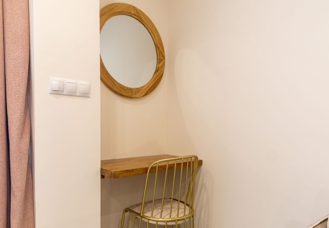 Studio in Valencia / València - l'Explorador Andrés D - Estudio con encanto por 4 Studio in Valencia / València - l'Explorador Andrés D - Estudio con encanto por 4