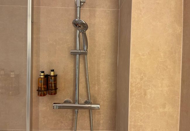 Studio in Valencia / València - Pintor Nicolau D - New studio for 4 PAX Studio in Valencia / València - Pintor Nicolau D - New studio for 4 PAX