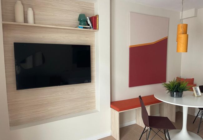 Studio in Valencia / València - Pintor Nicolau D - New studio for 4 PAX Studio in Valencia / València - Pintor Nicolau D - New studio for 4 PAX