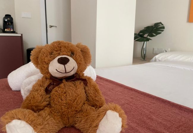 Studio in Valencia / València - Pintor Nicolau D - New studio for 4 PAX Studio in Valencia / València - Pintor Nicolau D - New studio for 4 PAX