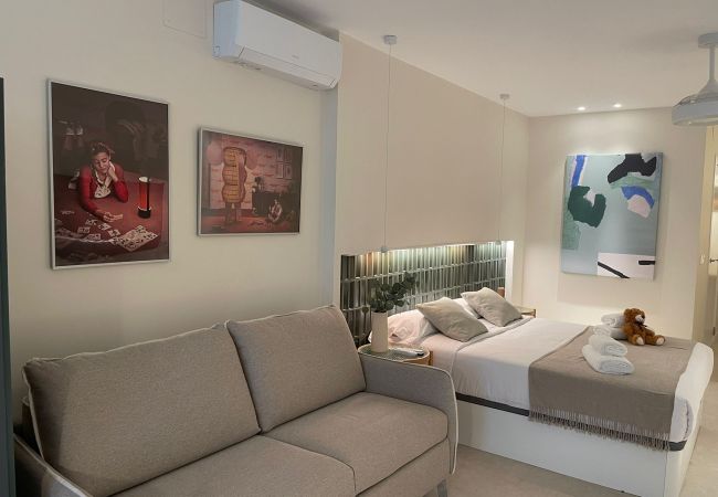 Studio in Valencia / València - Pintor Nicolau G - New studio for 4 PAX Studio in Valencia / València - Pintor Nicolau G - New studio for 4 PAX