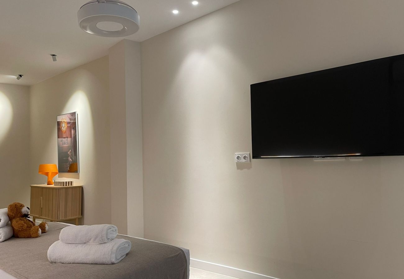 Studio in Valencia / València - Pintor Nicolau G - New studio for 4 PAX Studio in Valencia / València - Pintor Nicolau G - New studio for 4 PAX