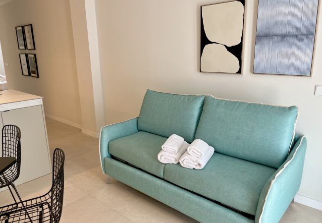 Studio in Valencia / València - Florista B - Estudio de última moda Studio in Valencia / València - Florista B - Estudio de última moda