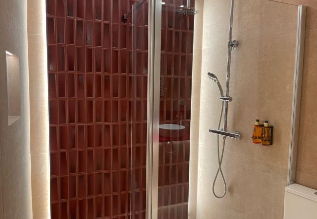 Studio à Valencia / València - Pintor Nicolau F - New studio for 4 PAX Studio à Valencia / València - Pintor Nicolau F - New studio for 4 PAX