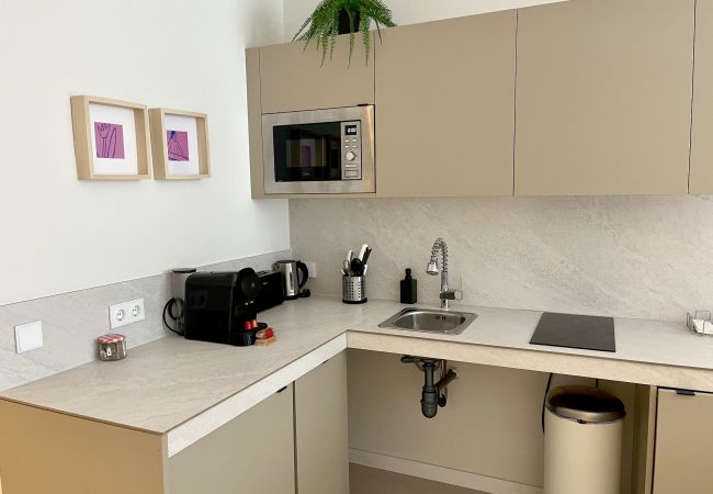 Studio à Valencia - Florista A - Estudio de última moda Studio à Valencia - Florista A - Estudio de última moda