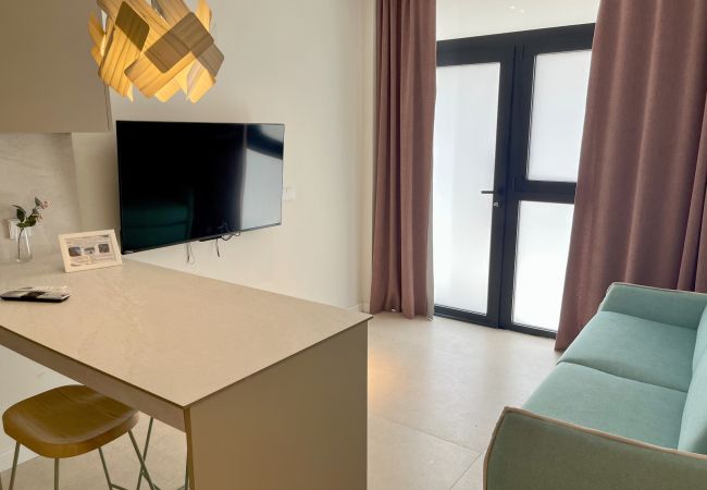 Studio à Valencia - Florista A - Estudio de última moda Studio à Valencia - Florista A - Estudio de última moda